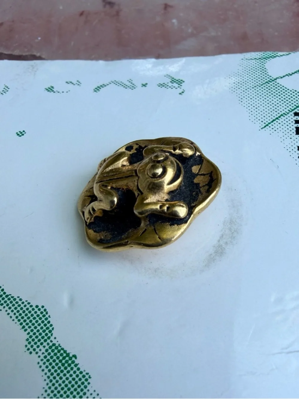 Fumiko Ukai Japanese Kaeru Lucky Frog Gold-Tone Pewter Tie-Tack Lapel Pin